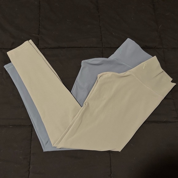 Oner Active Pants - Oner Active Women's Set of 2 Leggings in Pale Green and Light Blue